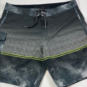 Ocean Current Men’s Board Shorts Size 38 Gray Green Surf Swim Trunks
